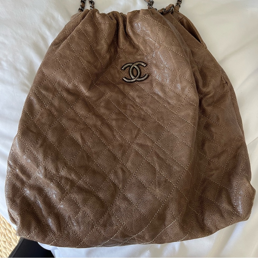 Authentic Chanel CC Elastic Shoulder Bag Quilted Glazed Caviar Largw